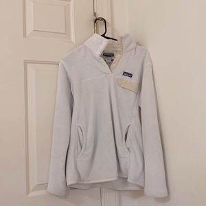 patagonia pull over good condition.